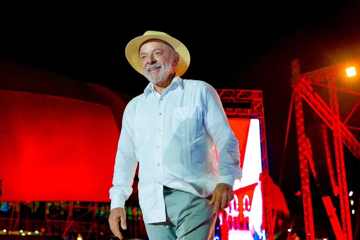 Lula volta a Minas sob empate com Flávio e mira eleitorado feminino