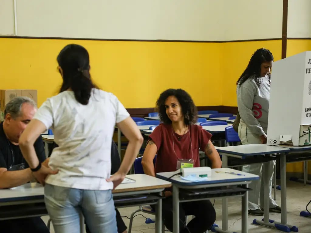 Eleição tem 91 candidatas lésbicas, mas quase metade das mulheres não divulga orientação sexual