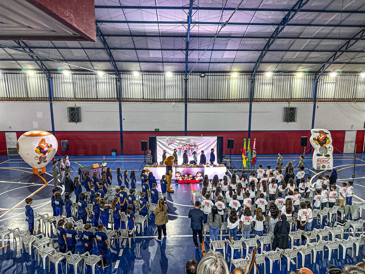Programa Educacional de Resistência às Drogas e à Violência forma mais de 400 alunos em Torres