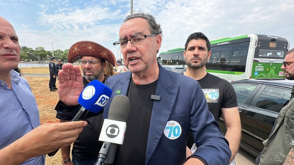 Augusto Cury propõe criar um “Uber brasileiro” com taxa de 5%