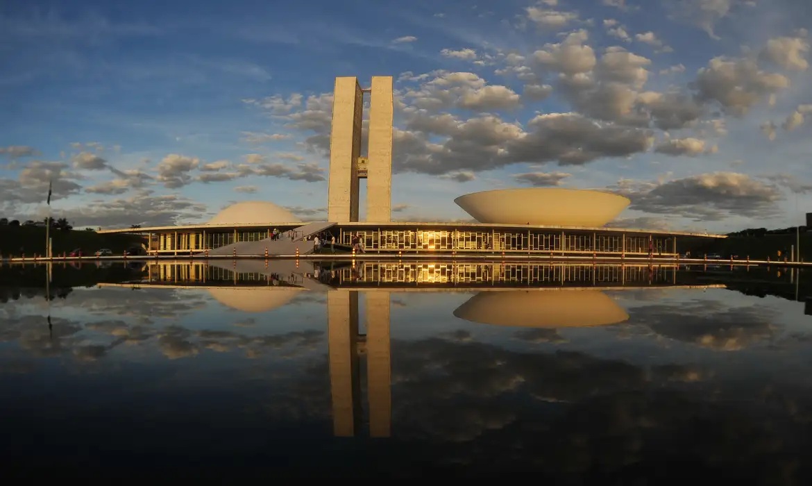 Congresso enfrenta desafio de analisar LDO e Orçamento de 2027