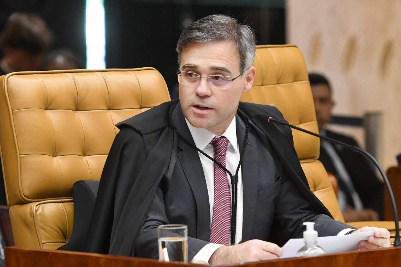 Ministro André Mendonça, do Tribunal Superior Eleitoral, exigiu que a plataforma X explique o mecanismo que criou para i