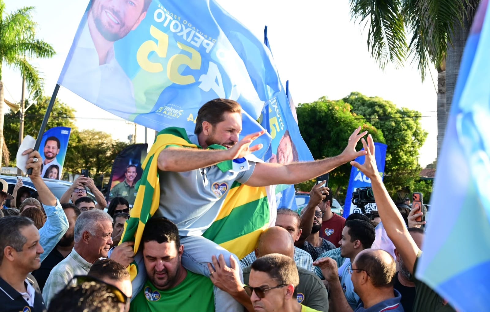 Bruno Peixoto inaugura comitê em Goiânia; público supera 2 mil