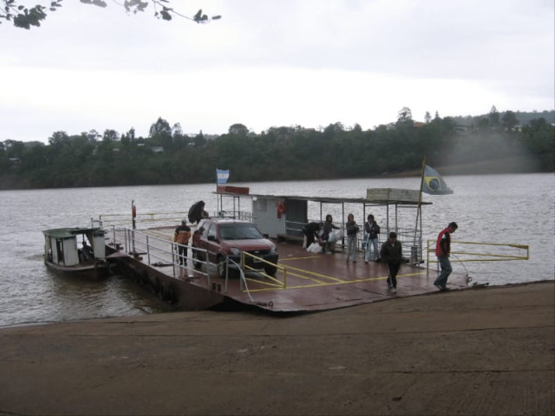 Travessias de balsas são suspensas em três locais entre Rio Grande do Sul e Argentina