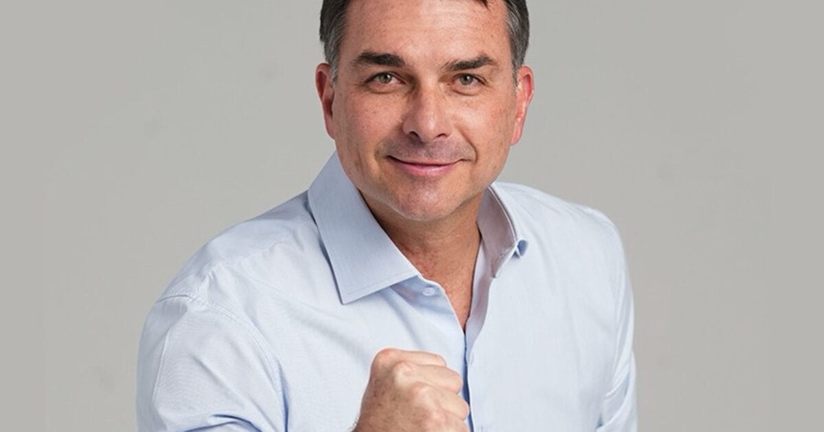 Paulo Vieira critica sabatina de Flávio Bolsonaro no JN
