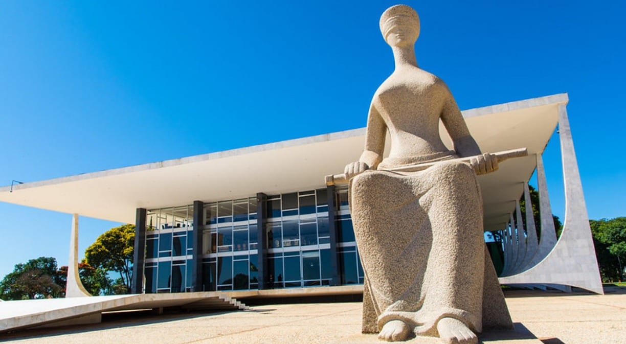 Procurador pede regras próprias para investigar ministros do STF e o PGR