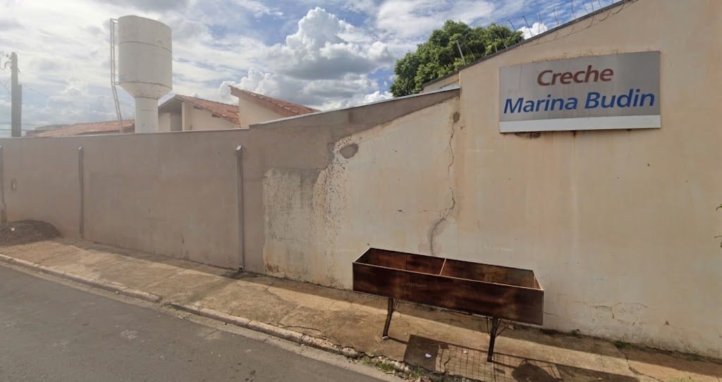 Bariri abre dispensa para reformar refeitório da Creche Marina Budin com R$31.570