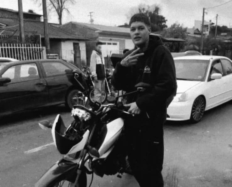 Jovem de 19 anos morre em acidente entre carro e motocicleta em Canoas
