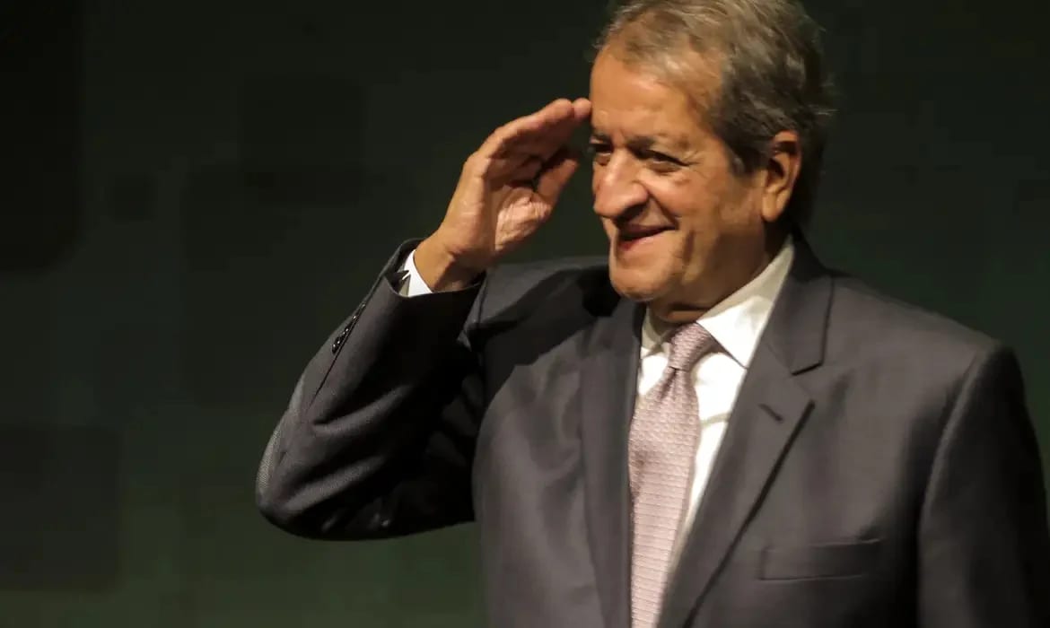 PL Reconhece Vitória de Lula nas Eleições, Mas Exige Esclarecimentos sobre Gastos Públicos
