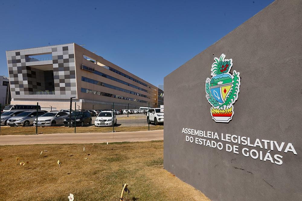 Assembleia de Goiás avalia proibir reeleição seguida para a Presidência da Casa