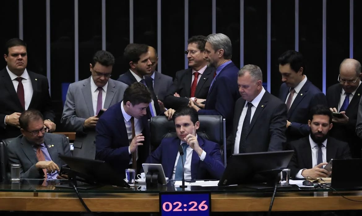Como deputados mineiros votaram no PL da Devastação e na PEC da Blindagem