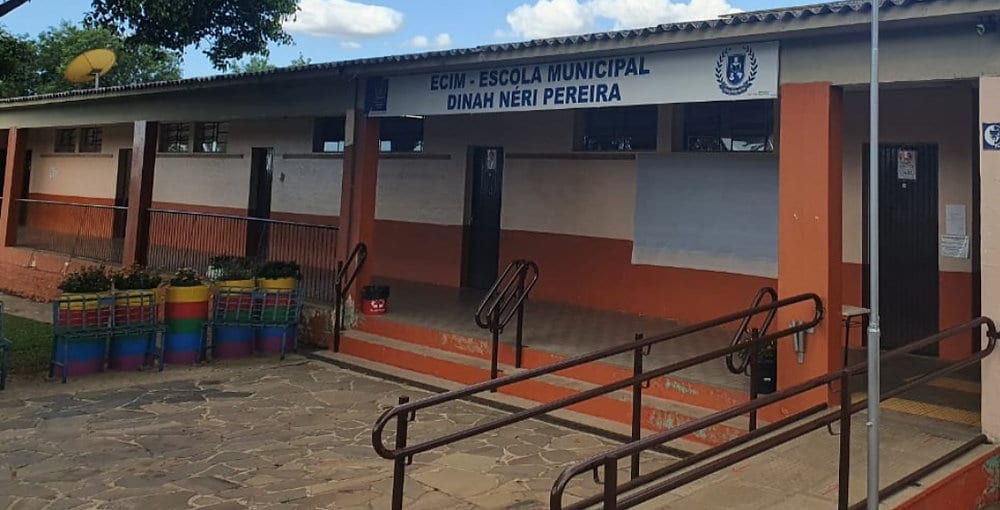 Prefeitura abre sindicância para investigar condutas no atendimento a aluno em escola de Cachoeira