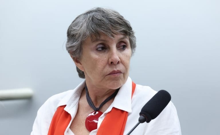 CCJ aprova que união estável tenha estado civil de convivente