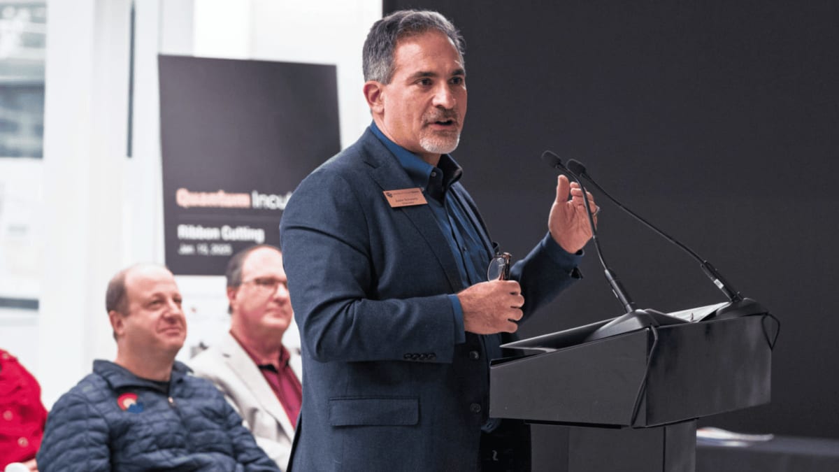 Política e ciência se sobrepõem nas universidades dos EUA, diz reitor