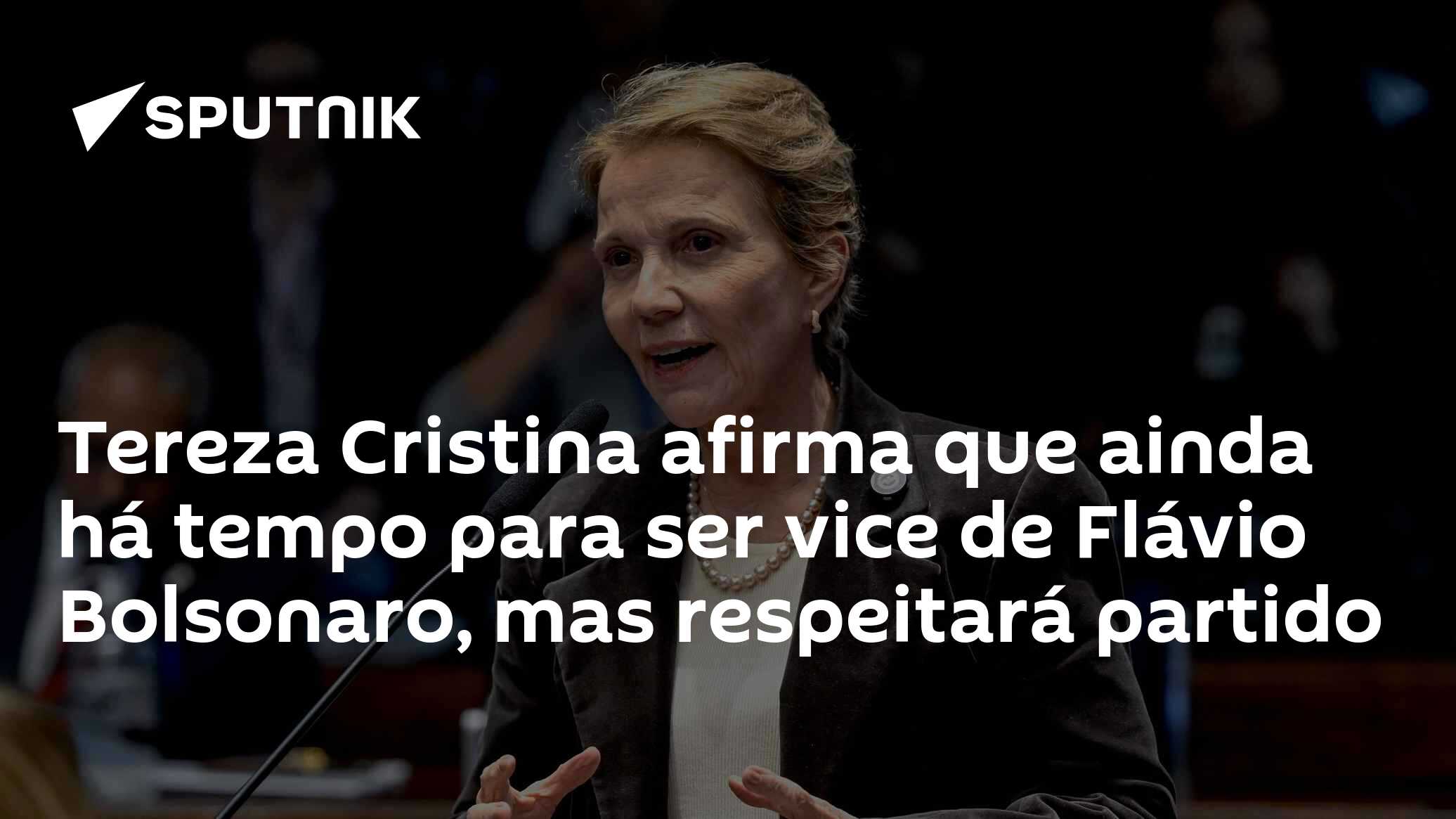 Tereza Cristina considera ser vice de Flávio Bolsonaro, mas respeitará partido