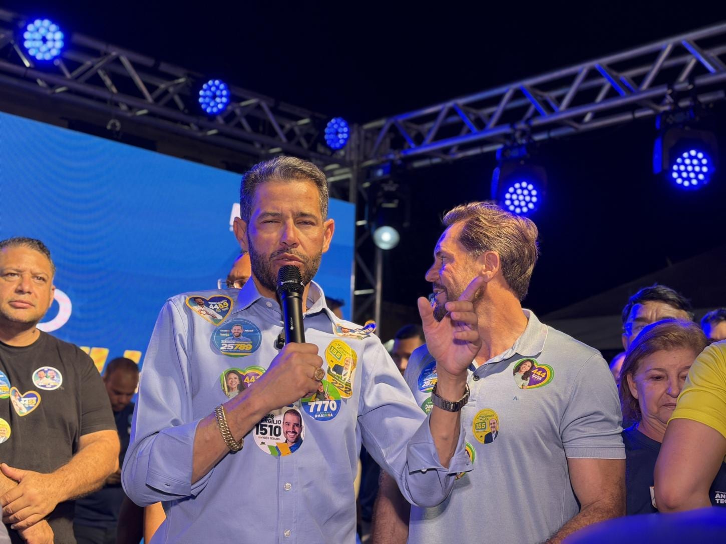 Anderson Teodoro reúne milhares de pessoas e demonstra força política em Águas Lindas