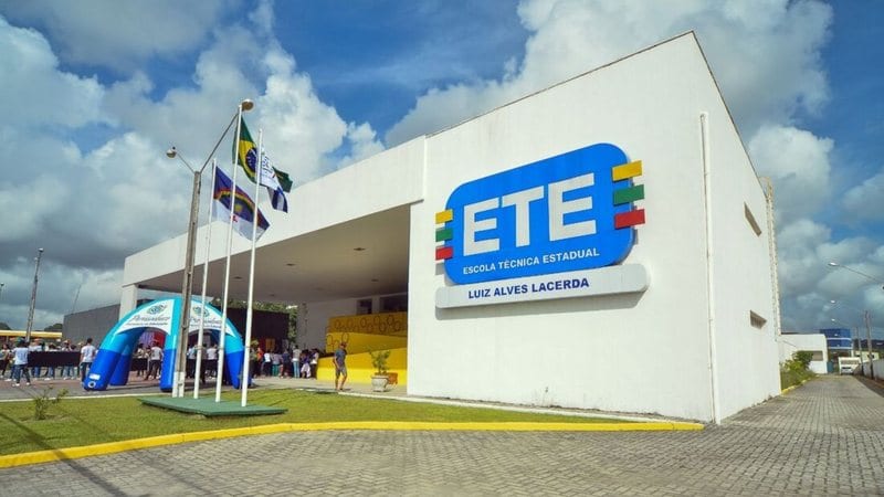 Edital de seleção das ETEs 2027 é divulgado: saiba regras, cotas e assuntos da prova para Escola Técnica de Pernambuco