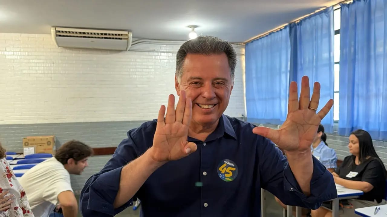 Marconi Perillo diz estar seguro de ir ao segundo turno após votar