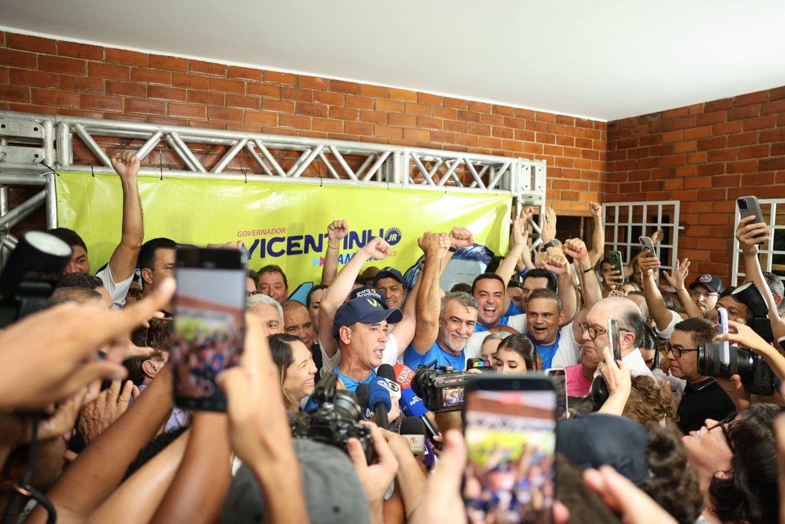 Amélio Cayres defende governo de diálogo, humildade e responsabilidade ao lado de Vicentinho Júnior