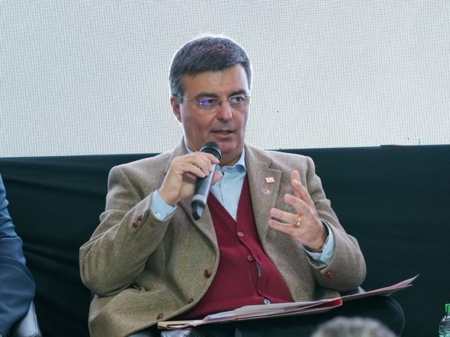 Vencedor do segundo turno de 2026 precisa priorizar o desenvolvimento do Brasil