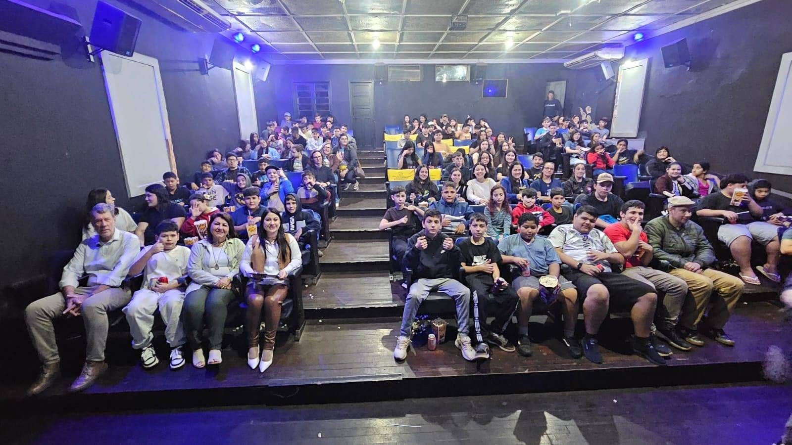 Dia do Estudante é celebrado com sessões de cinema para alunos de escolas municipais de São Luiz Gonzaga
