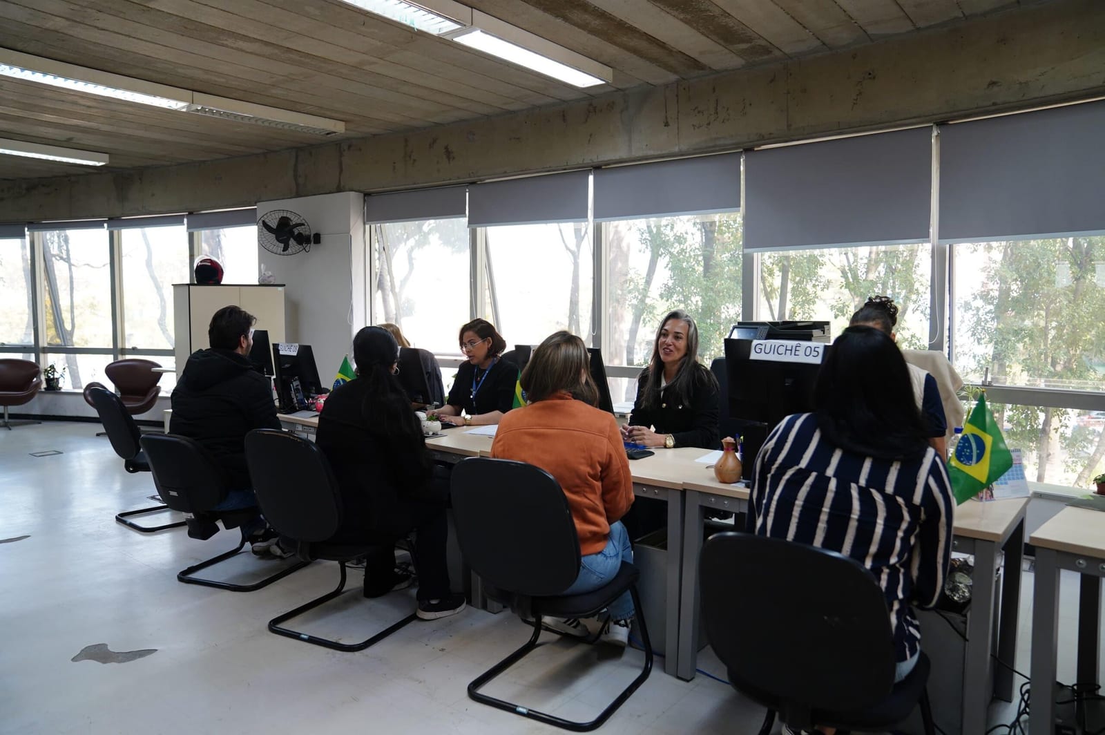 Casa do Emprego anuncia 45 vagas para conferente e auxiliar de logística no Grupo IBL Logística