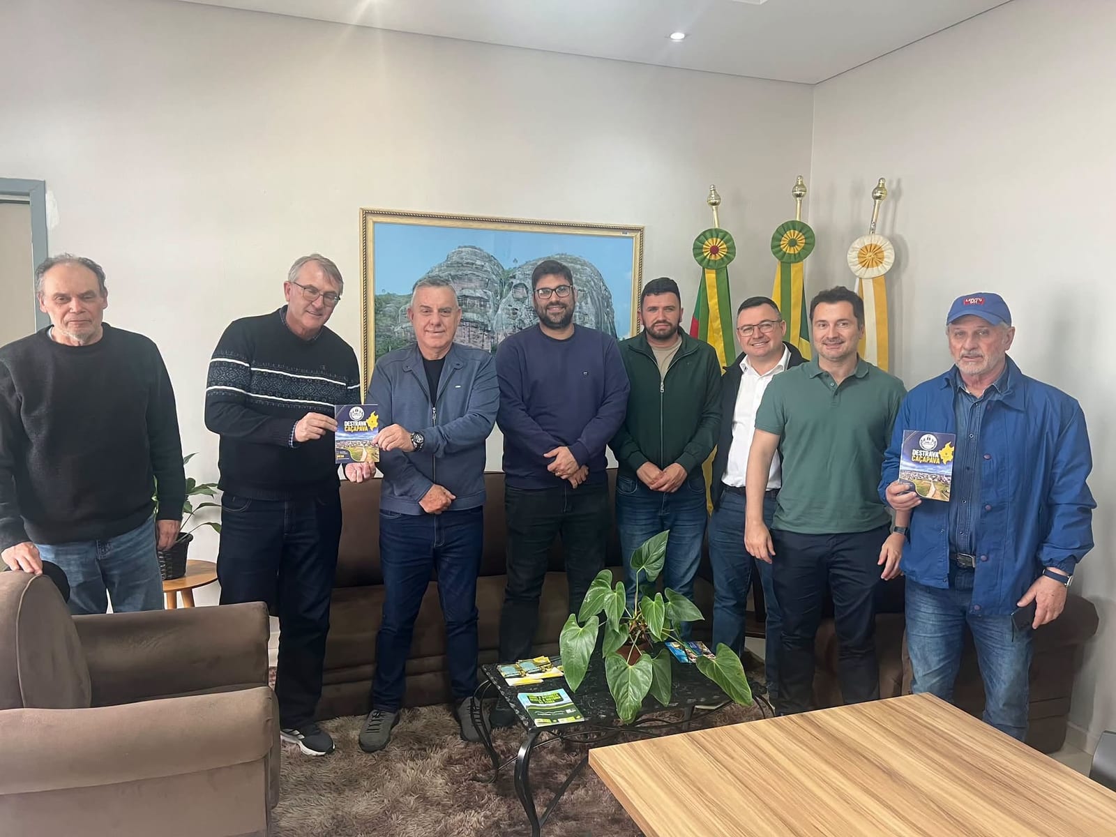 Prefeito recebe relatório do Destrava Caçapava