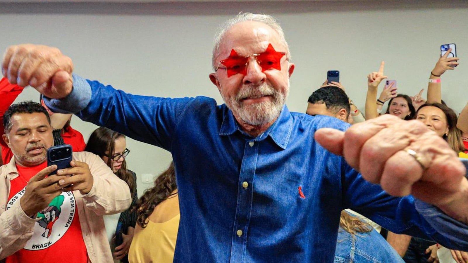 Lula faz 81 anos e presenteia o mundo com vitória histórica sobre a extrema direita