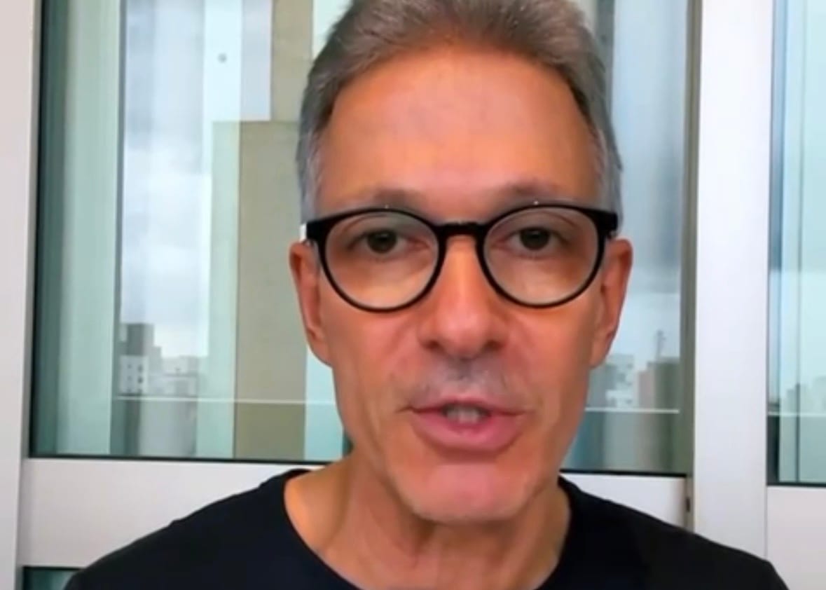 Zema declara apoio a Flávio Bolsonaro no segundo turno: “Precisamos tirar os intocáveis de Brasília”