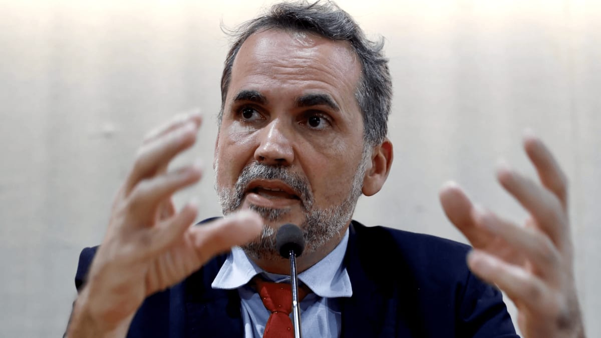 Governo dobra gasto para conter alta dos combustíveis