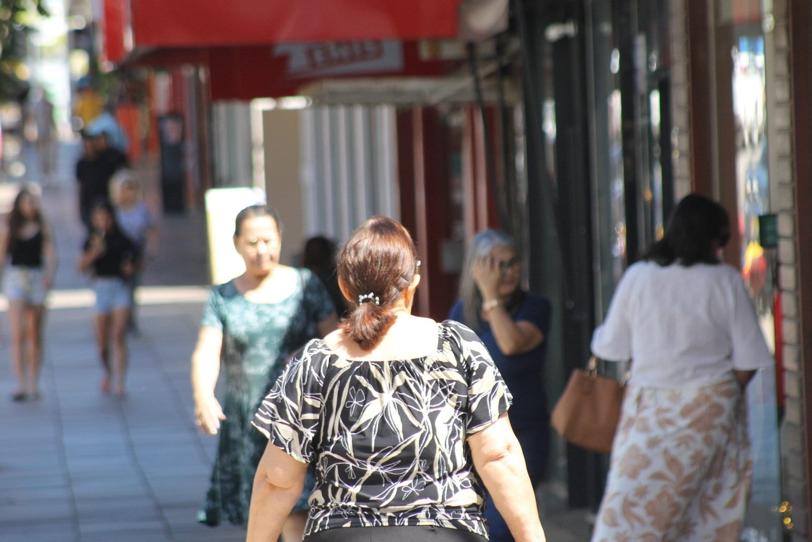 Centro Empresarial de Santiago emite nota sobre lista de boicote a comerciantes e profissionais