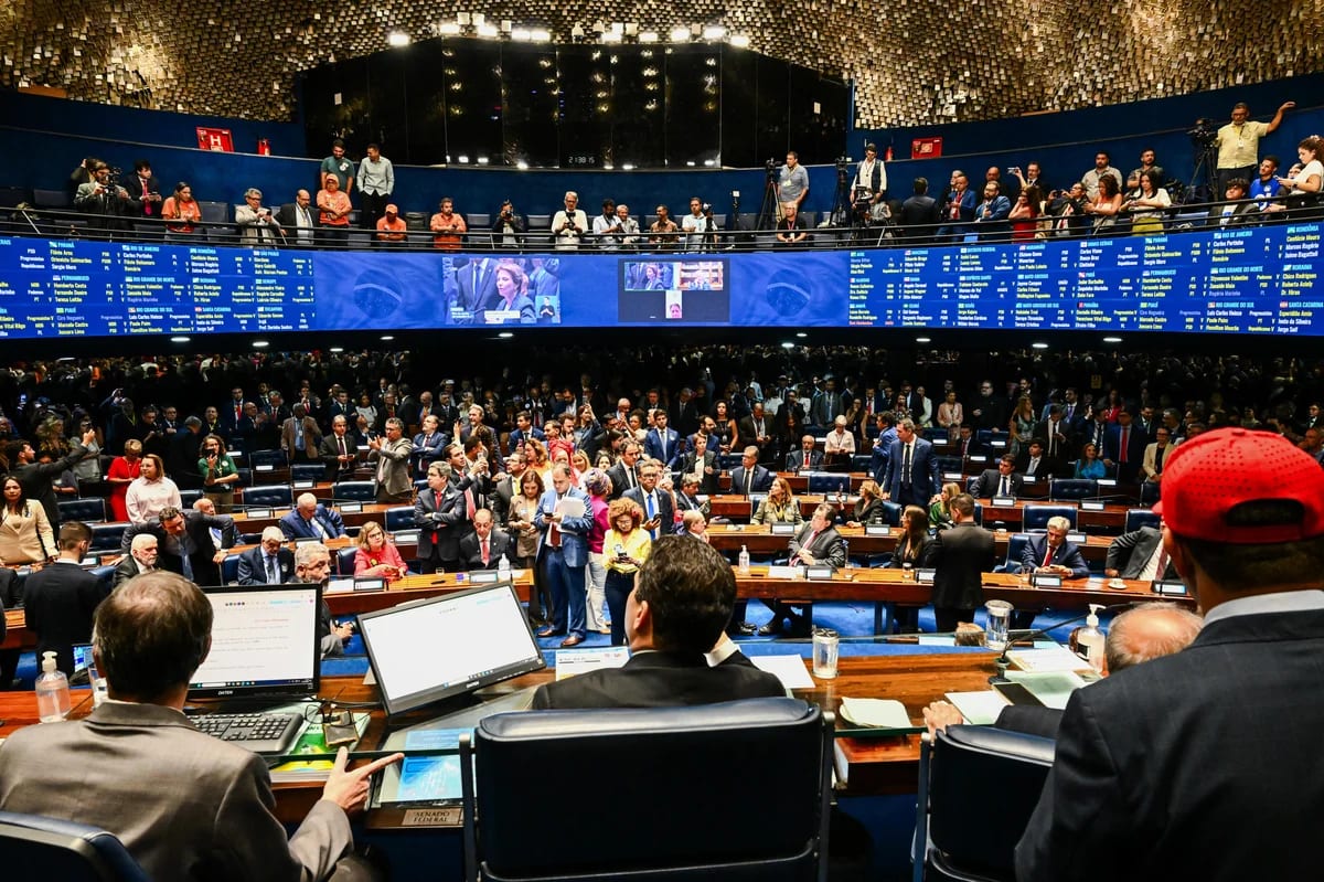 Congresso deixa para após as eleições debates sobre bets, transporte e maioridade penal