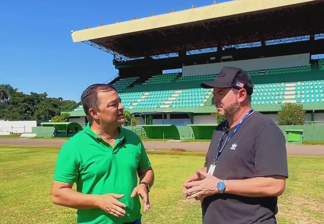 Prefeito e secretário vistoriam as obras no Estádio Arapucão