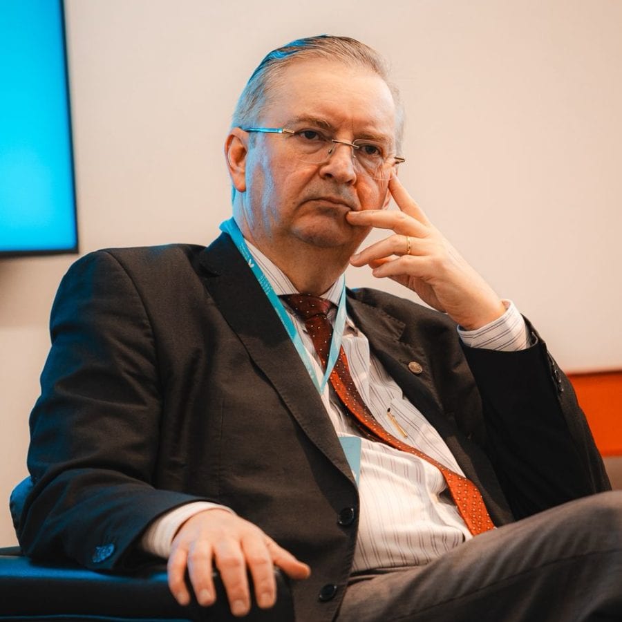 Advogado analisa crise envolvendo STF e PGR em entrevista à Rádio Progresso