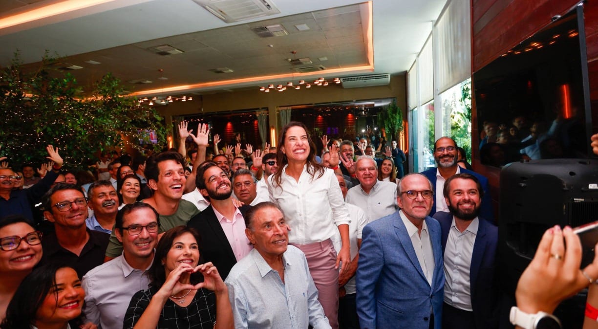 Raquel reúne mais de 300 aliados e aproxima bolsonaristas e lulistas em almoço após reeleição