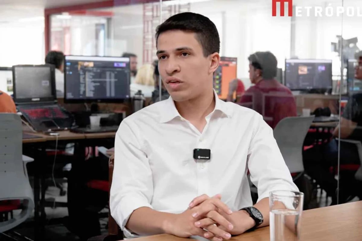 Deputado eleito mais jovem do DF é contra “marmanjo em banheiro de mulher”