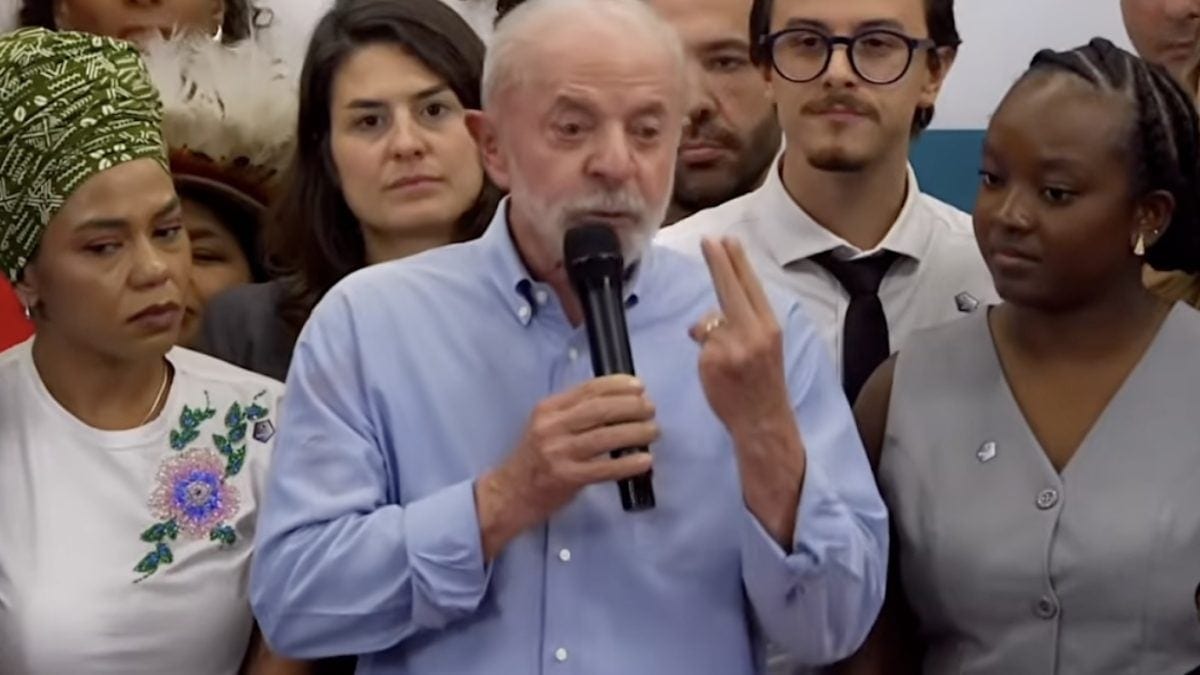 Lula volta a desafiar Flávio a votar pelo fim da escala 6 X 1