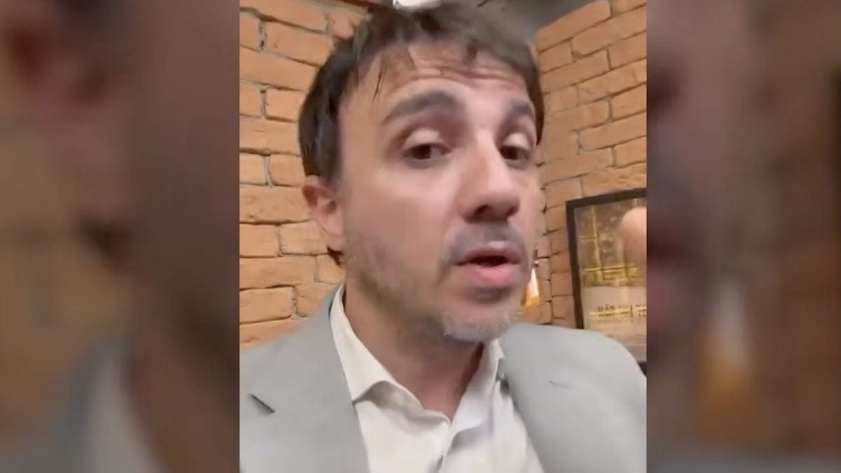 Renan diz que arrogância dos Bolsonaros ajudou Lula a vencer