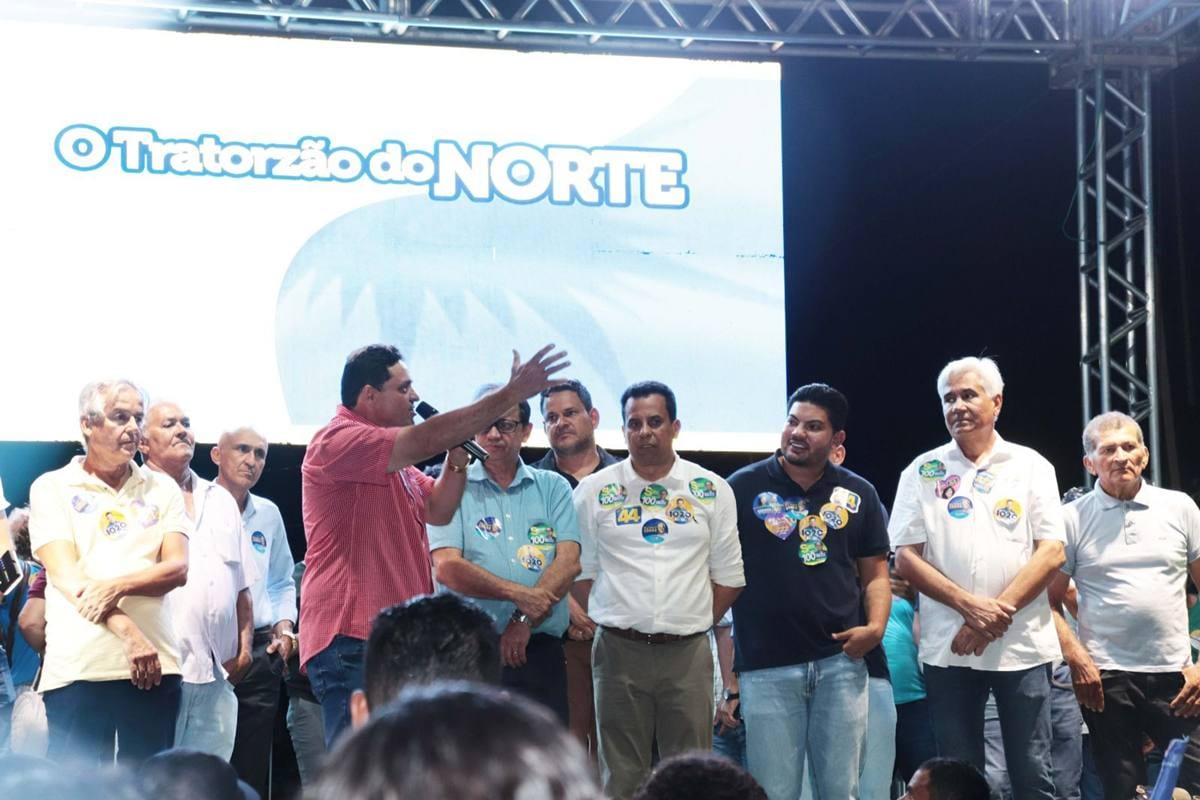 Vice-prefeito de Wanderlândia emociona multidão em comício e presta homenagem a líderes políticos do Tocantins