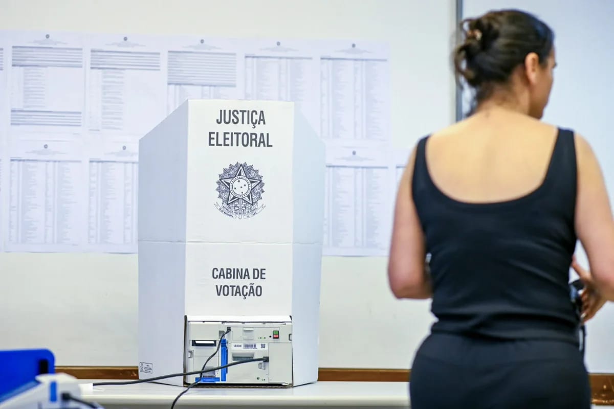 Com Ruas eleito no RJ, cinco estados e DF terão 2º turno para governador