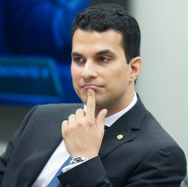 PSD fecha chapa, mas dúvida sobre Irajá ao Senado persiste até o prazo do TRE