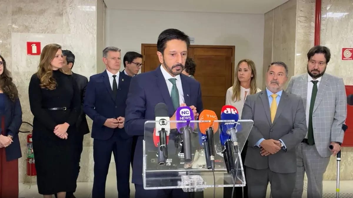 Falta de motoristas impediu 100% da frota de ônibus no 2º turno, diz Nunes