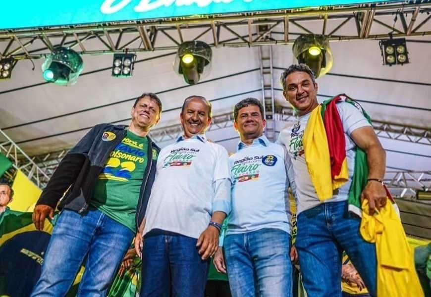 Governadores eleitos do Sul estarão em Curitiba neste sábado em ato de apoio a Flávio Bolsonaro