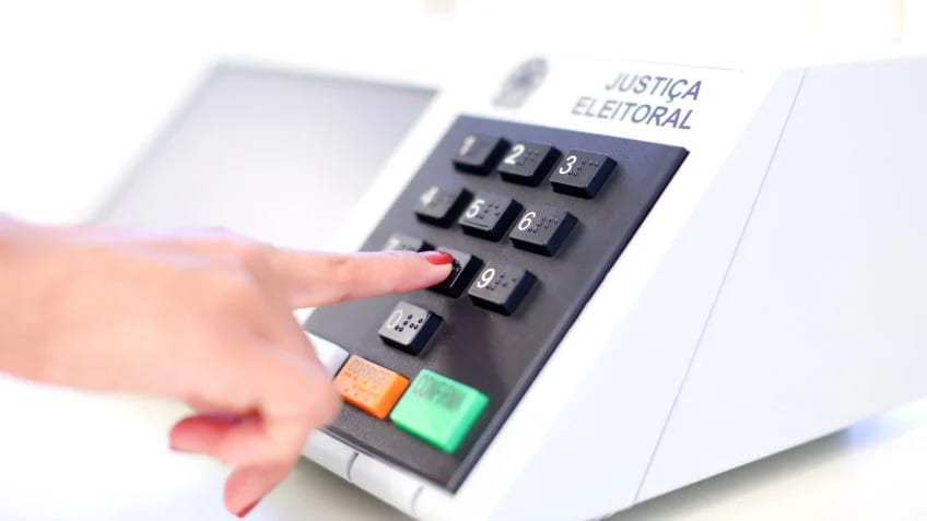 Site do TSE registra como "faltou" eleitores que votaram