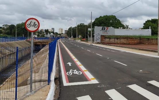 Araçatuba libera mais de 1 km da Avenida Pompeu após 1 ano e 8 meses