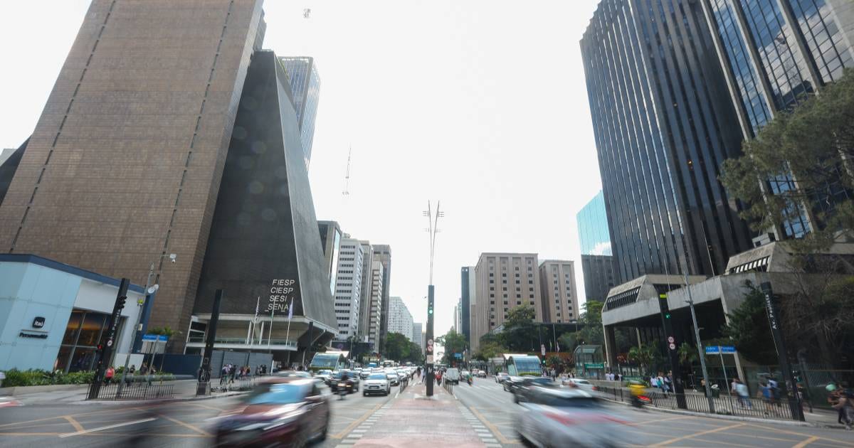 Eleições 2026: o que abre e fecha em São Paulo neste domingo (25)?