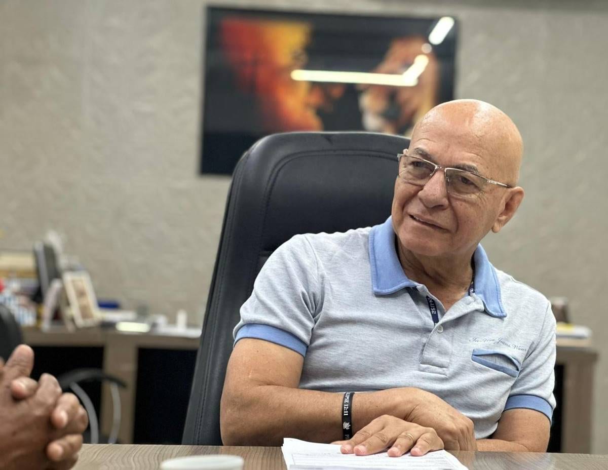 Professor Alcides perdeu força em 2026 após queda de votos e escolha partidária