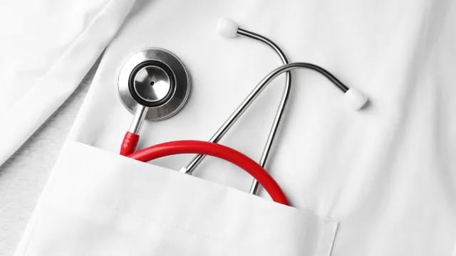 Câmara aprova obrigatoriedade do Enamed para exercer medicina
