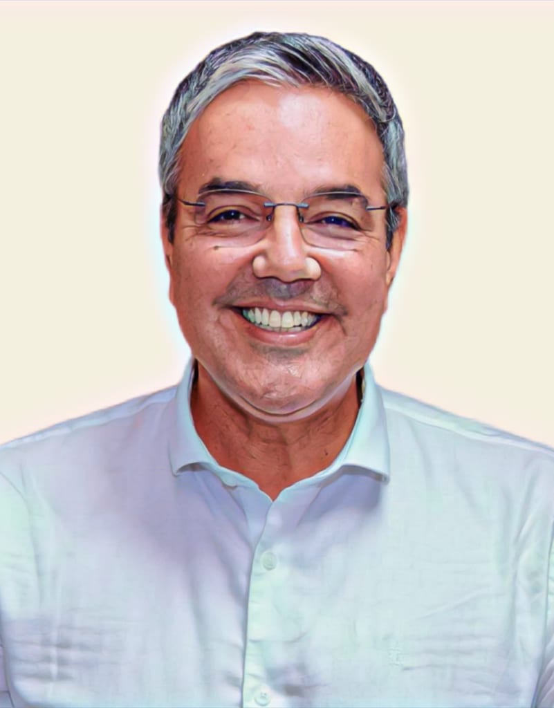 Sérgio Reis, em Lagarto, fez ‘barba, cabelo e bigode’, além de tudo o mais que poderia ser feito em termos eleitorais e,