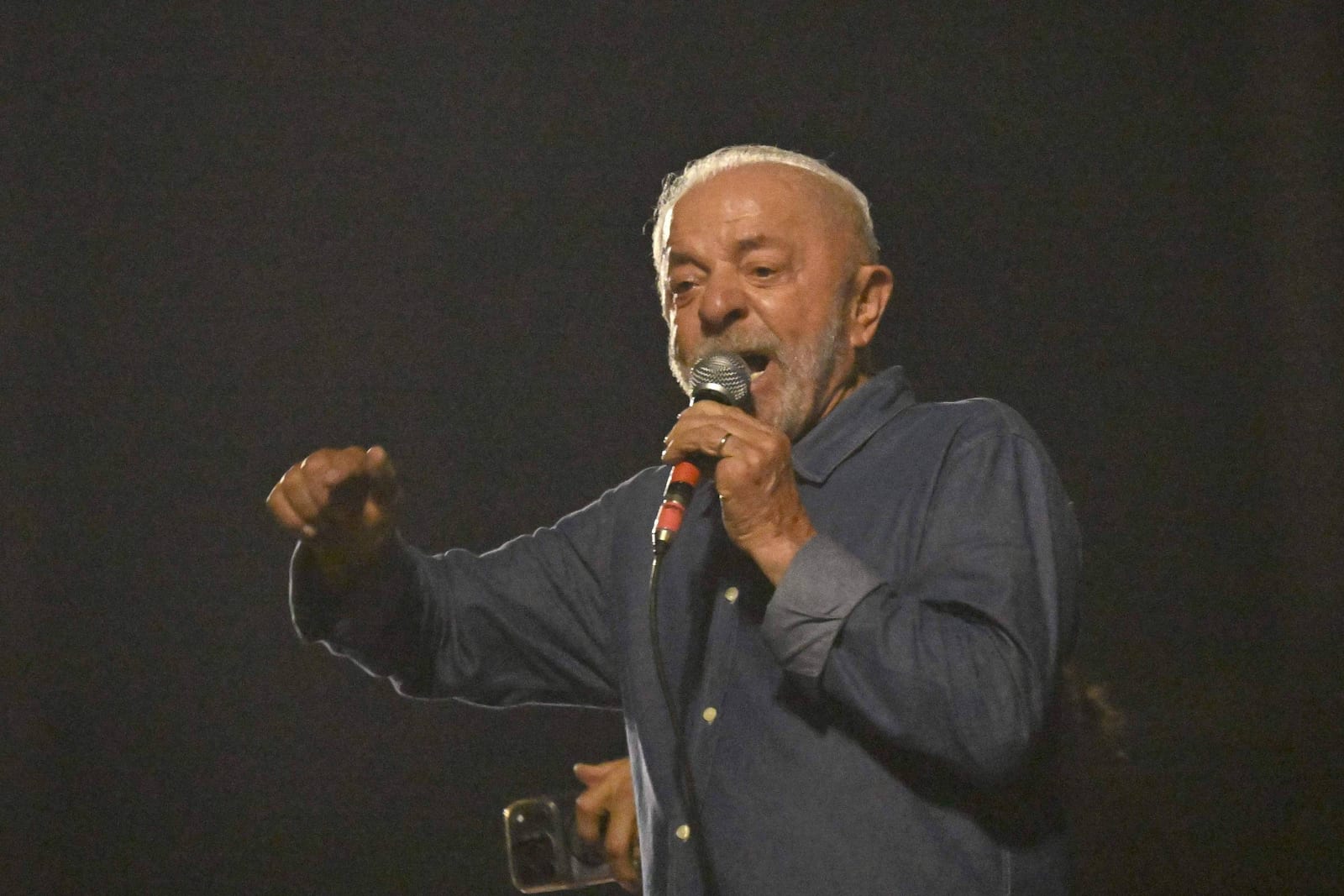 Das 7 promessas feitas por Lula após ser reeleito, 4 dependem do Congresso